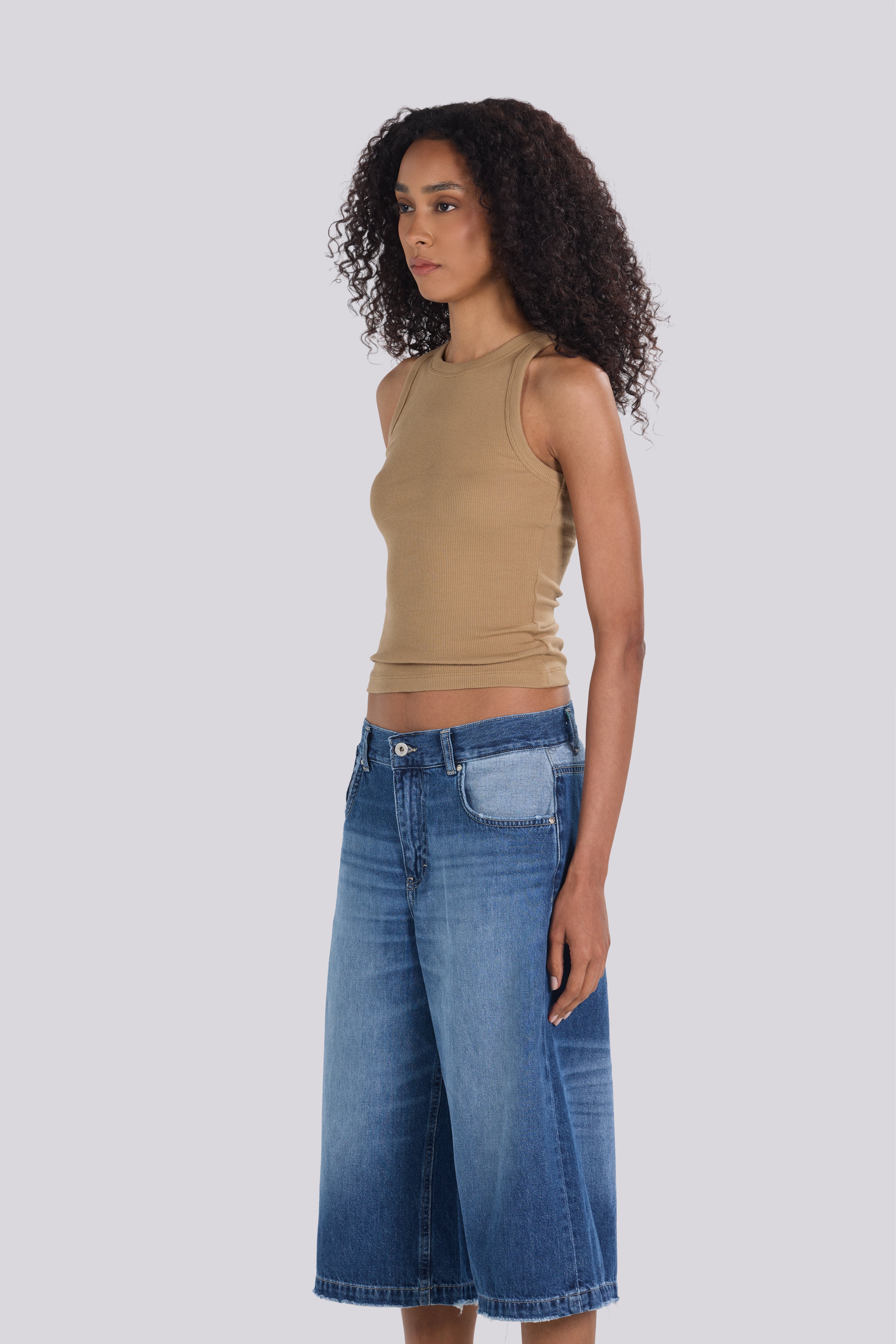 ROUND NECK TANK TOP CAFFE