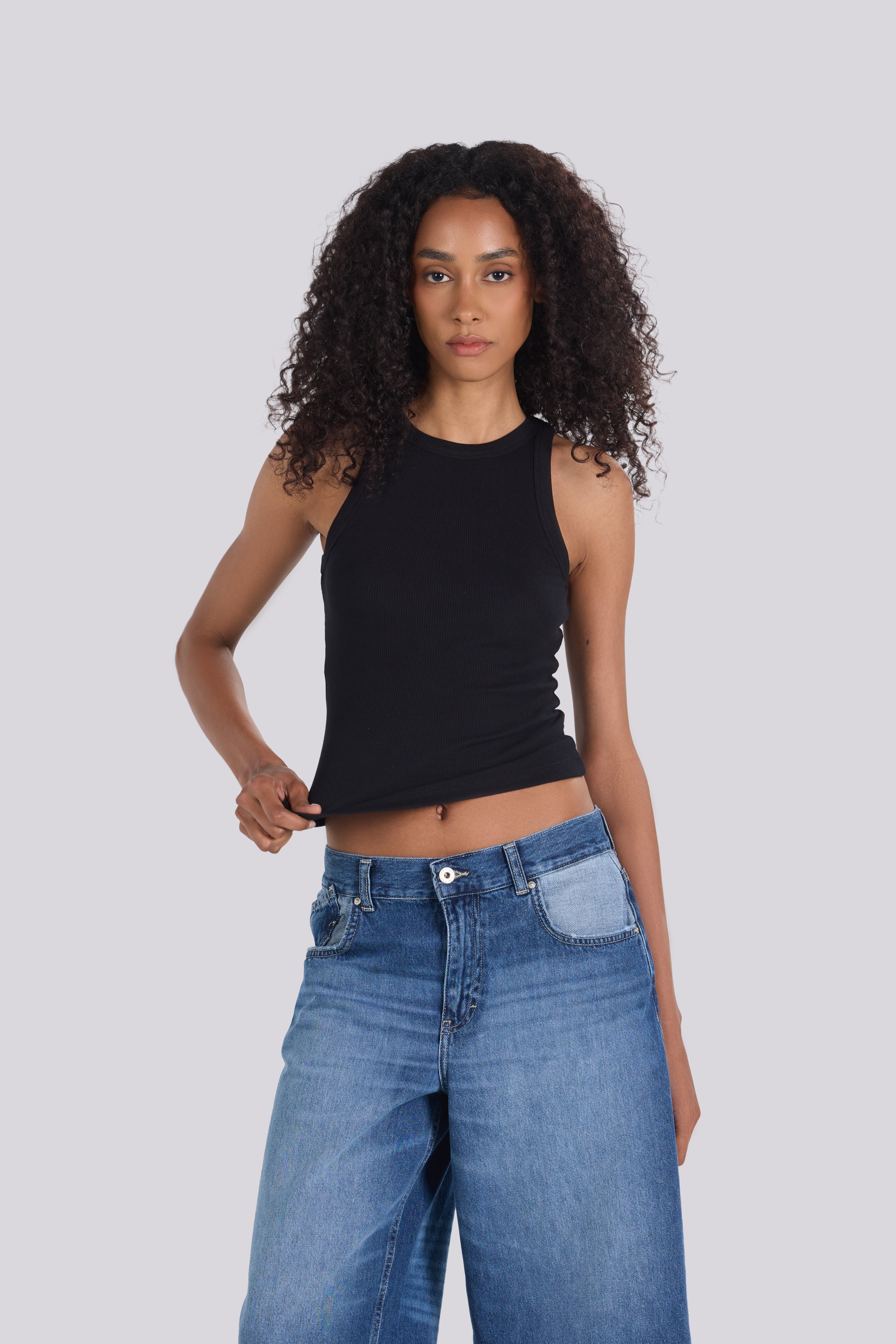 ROUND NECK TANK TOP BLACK