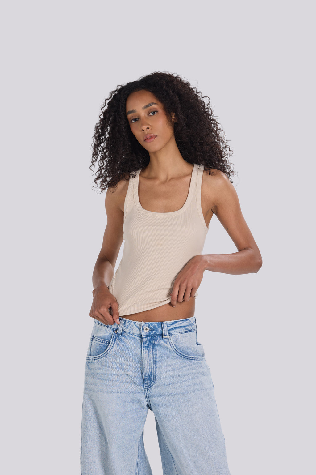 U- NECK TANK TOP BEIGE