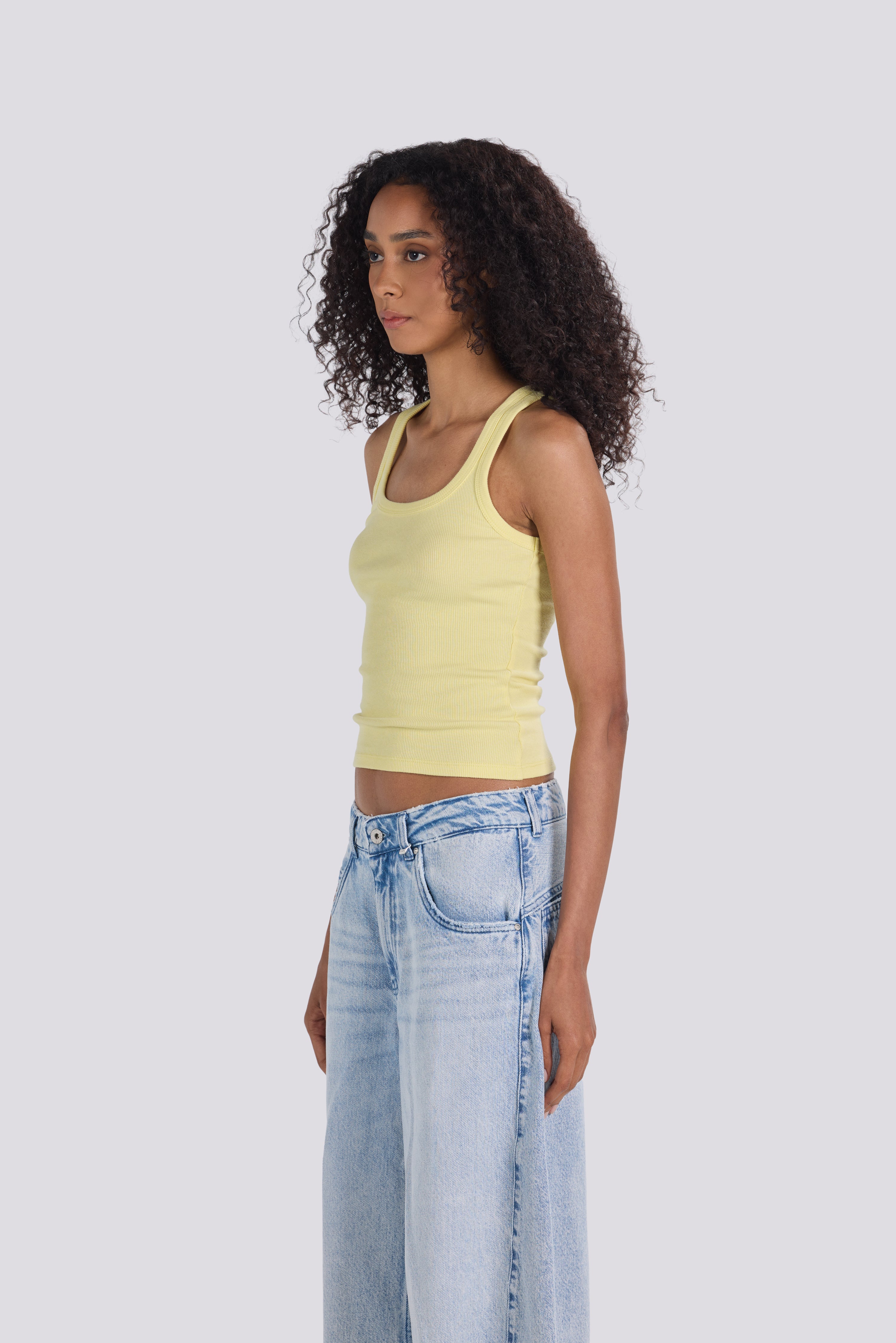 U- NECK TANK TOP YELLOW