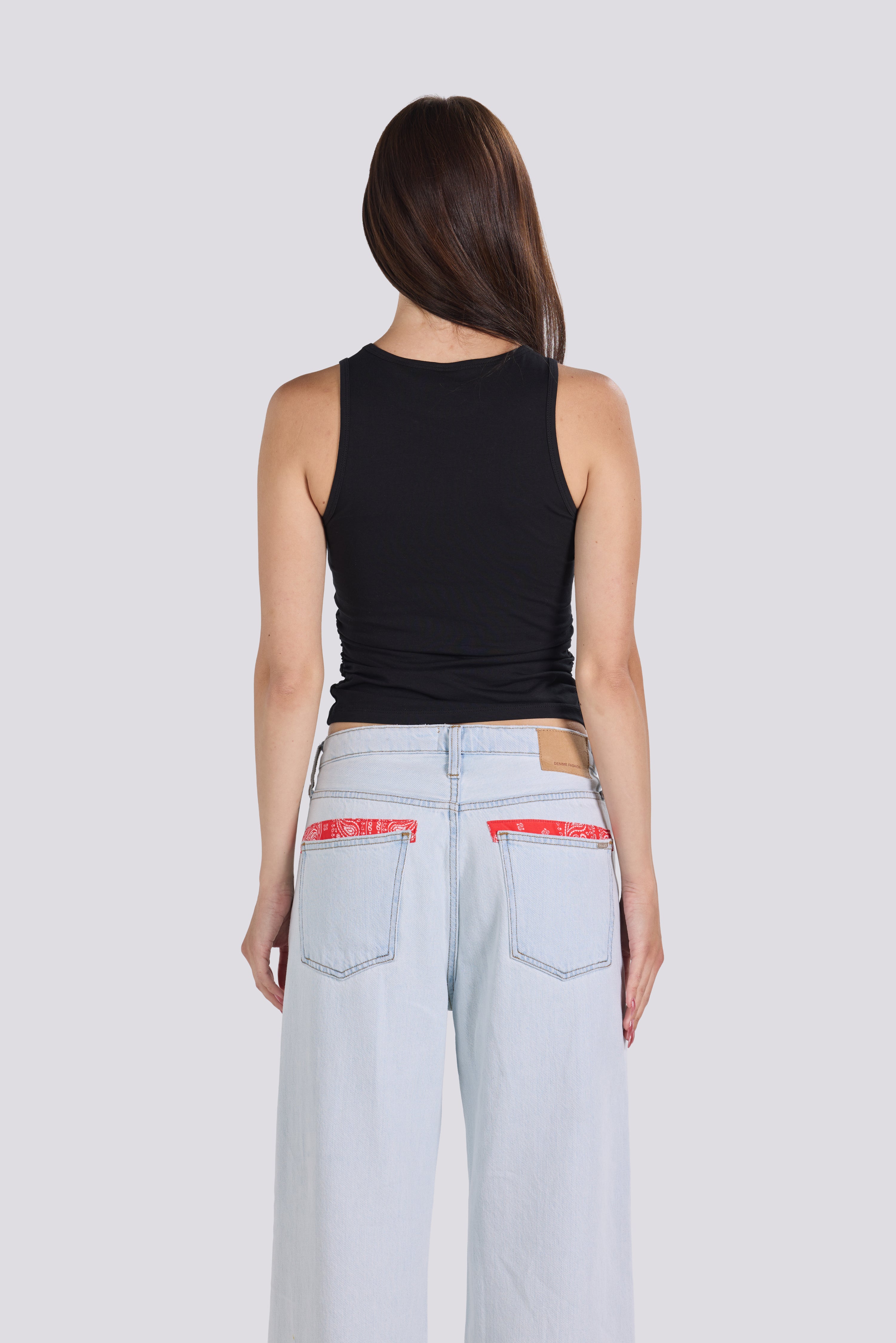 BASIC RUCHED TOP BLACK