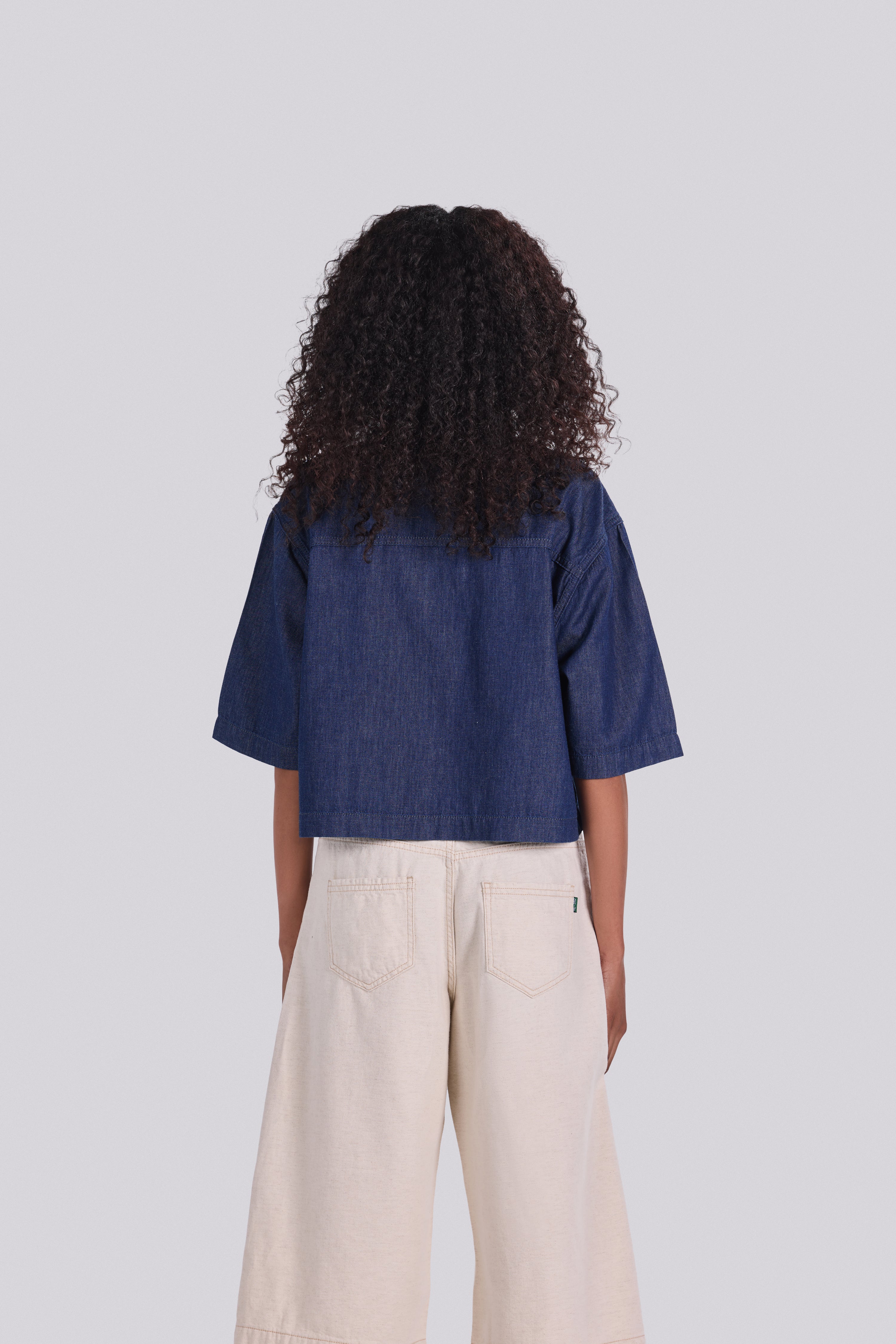 DONA OVERSIZED CROPPED DENIM SHIRT D1