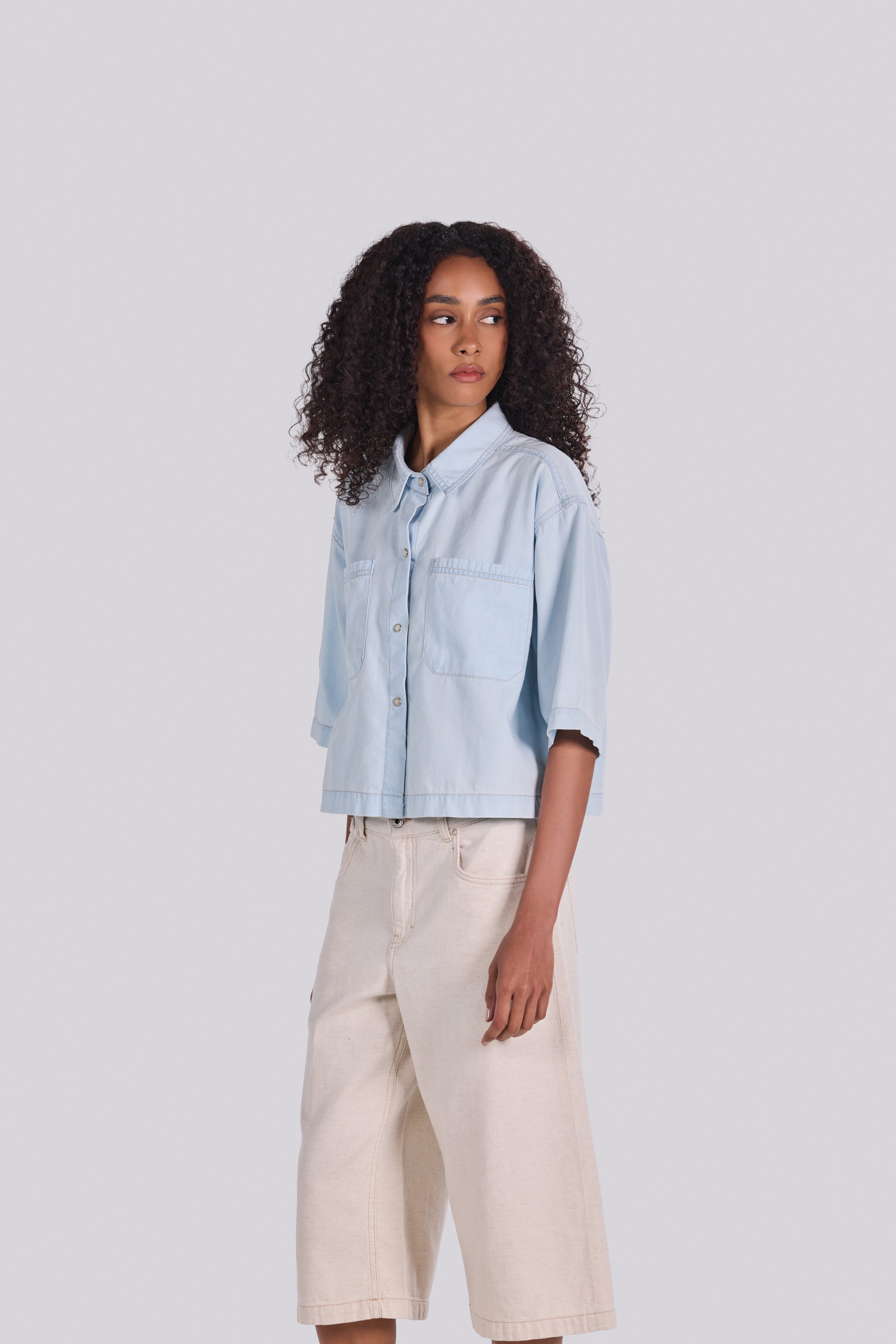 DONA OVERSIZED CROPPED DENIM SHIRT D4