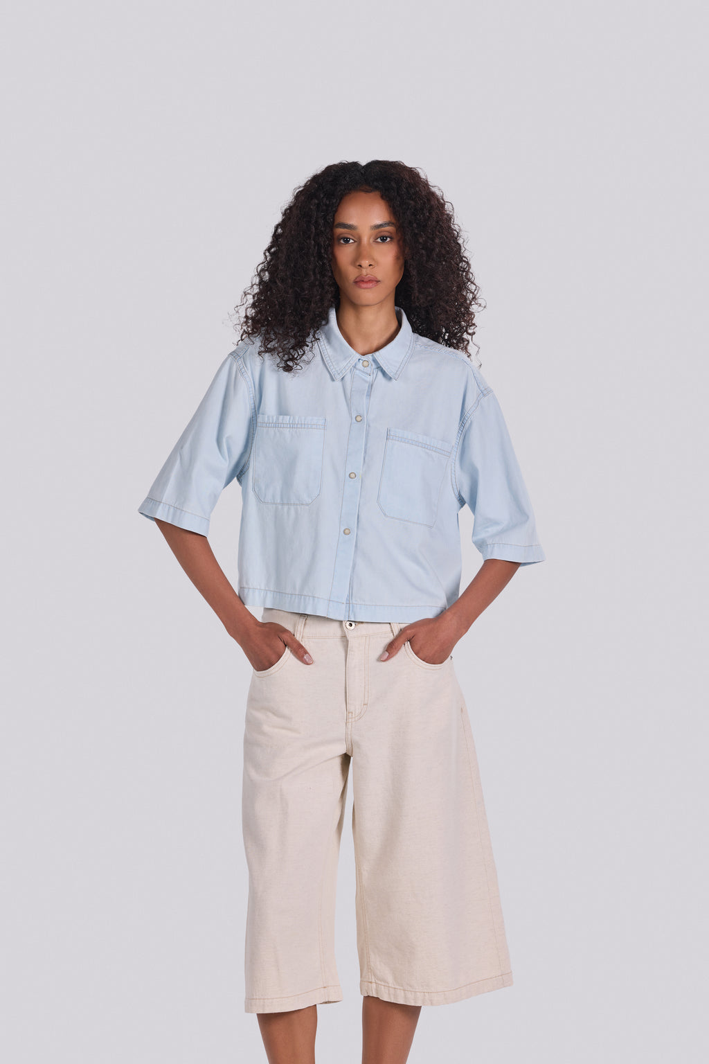 DONA OVERSIZED CROPPED DENIM SHIRT D4