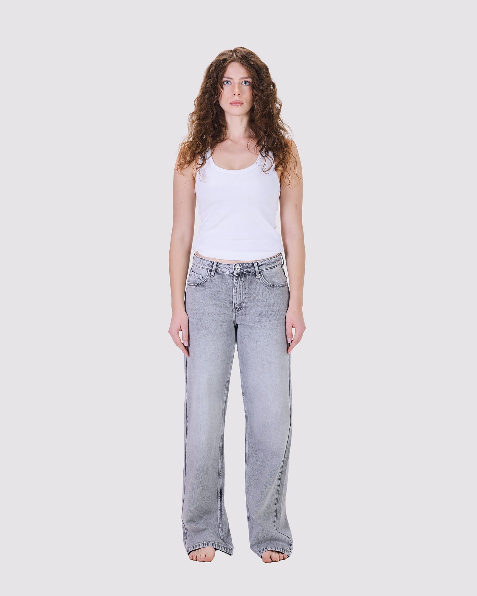 LUCIA - LOOSE DENIM - MID RISE - BAGGY FIT DLG
