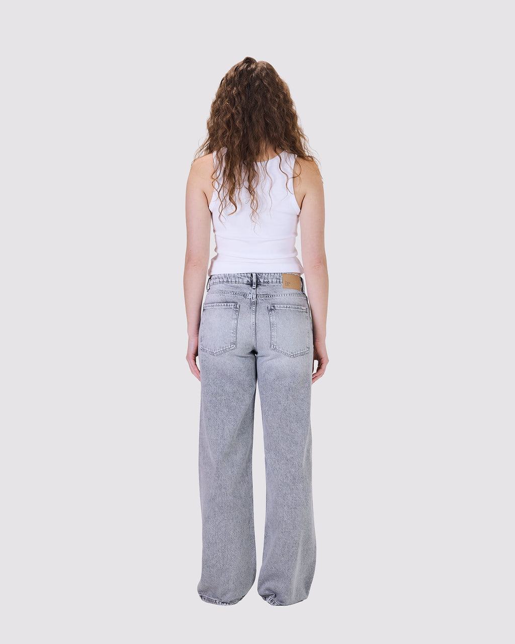 LUCIA - LOOSE DENIM - MID RISE - BAGGY FIT DLG