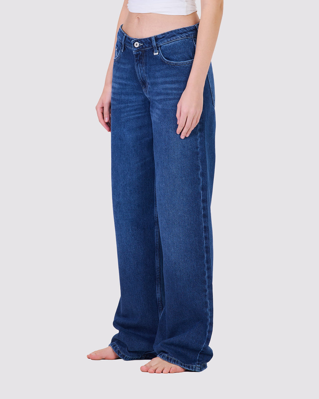 LUCIA - LOOSE DENIM - MID RISE - BAGGY FIT D1