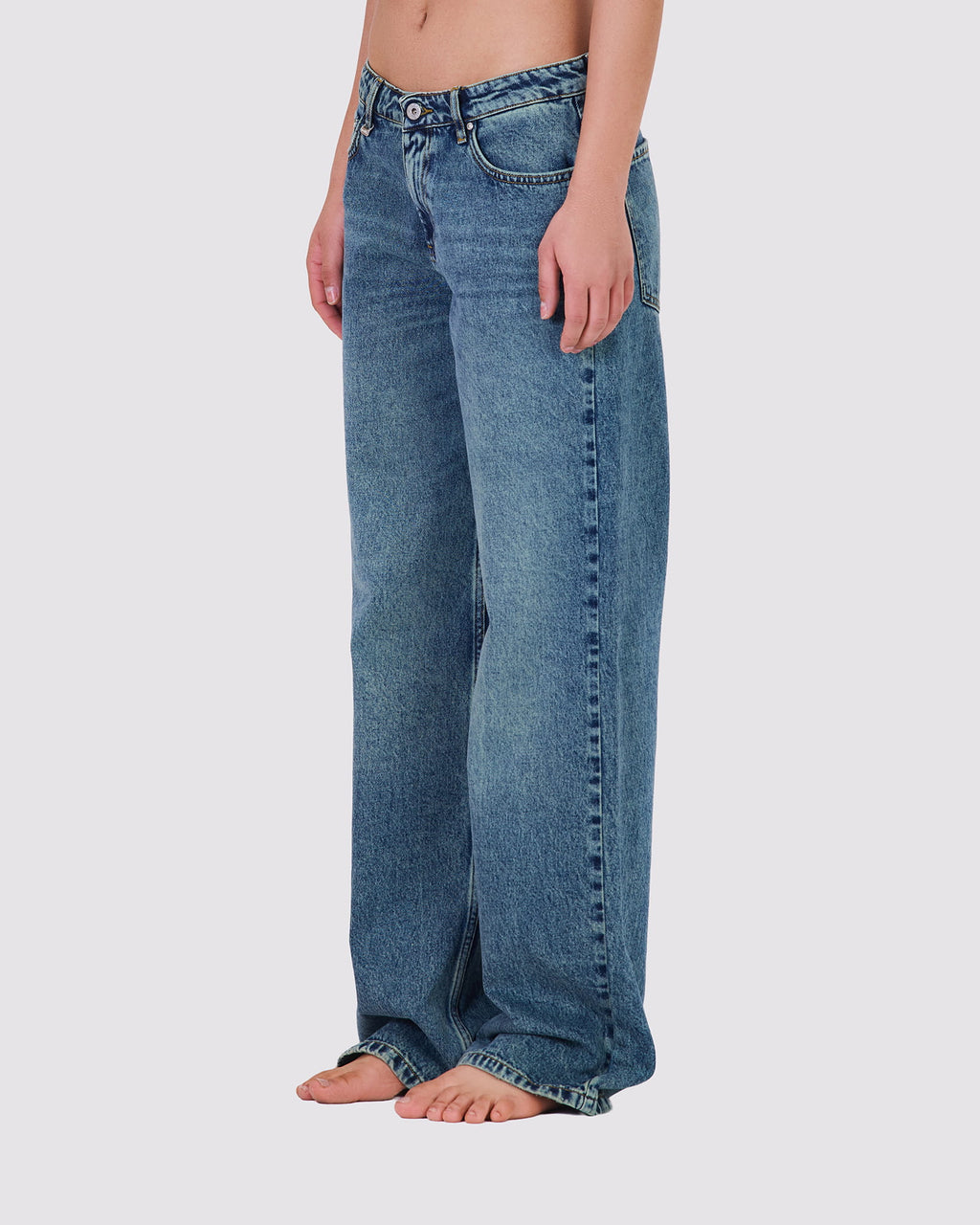 LUCIA - LOOSE DENIM - MID RISE - BAGGY FIT ODBE