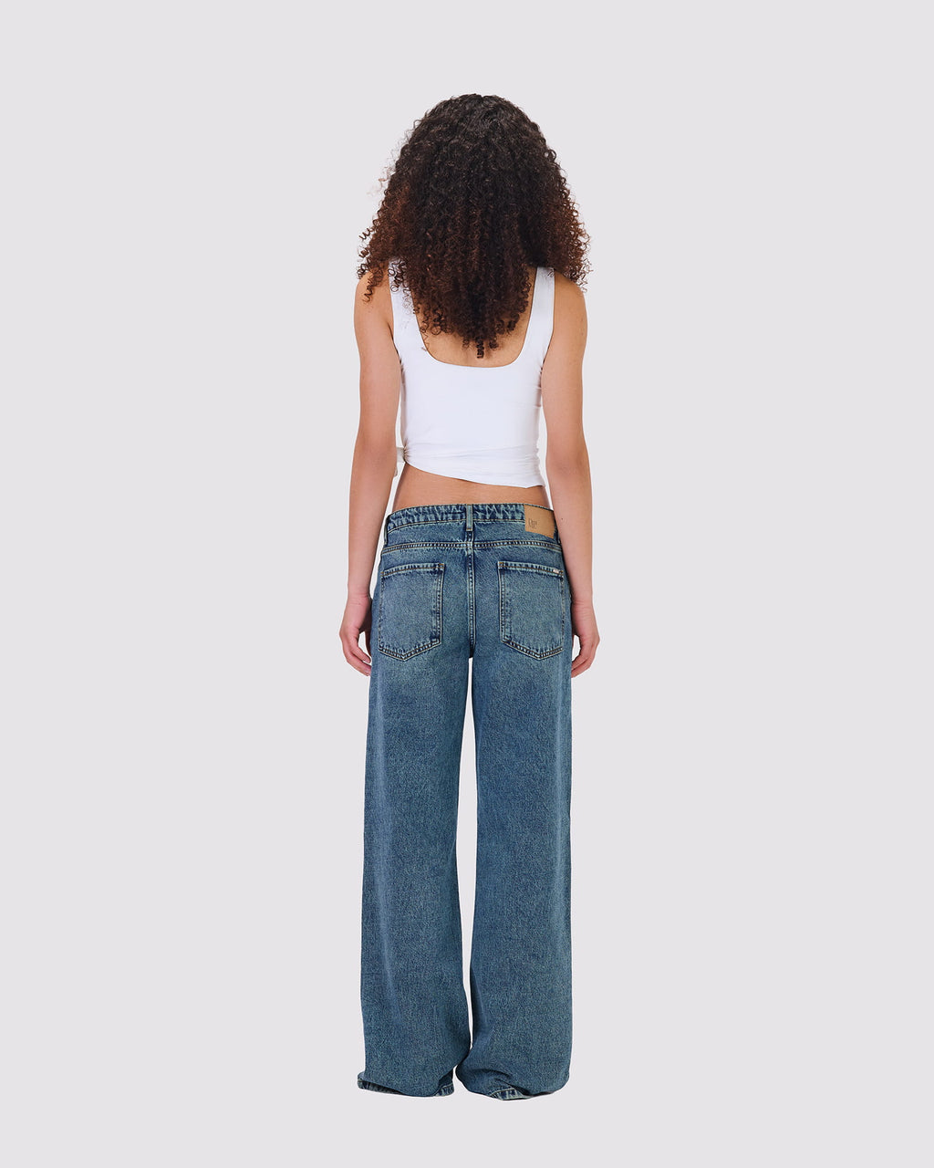 LUCIA - LOOSE DENIM - MID RISE - BAGGY FIT ODBE