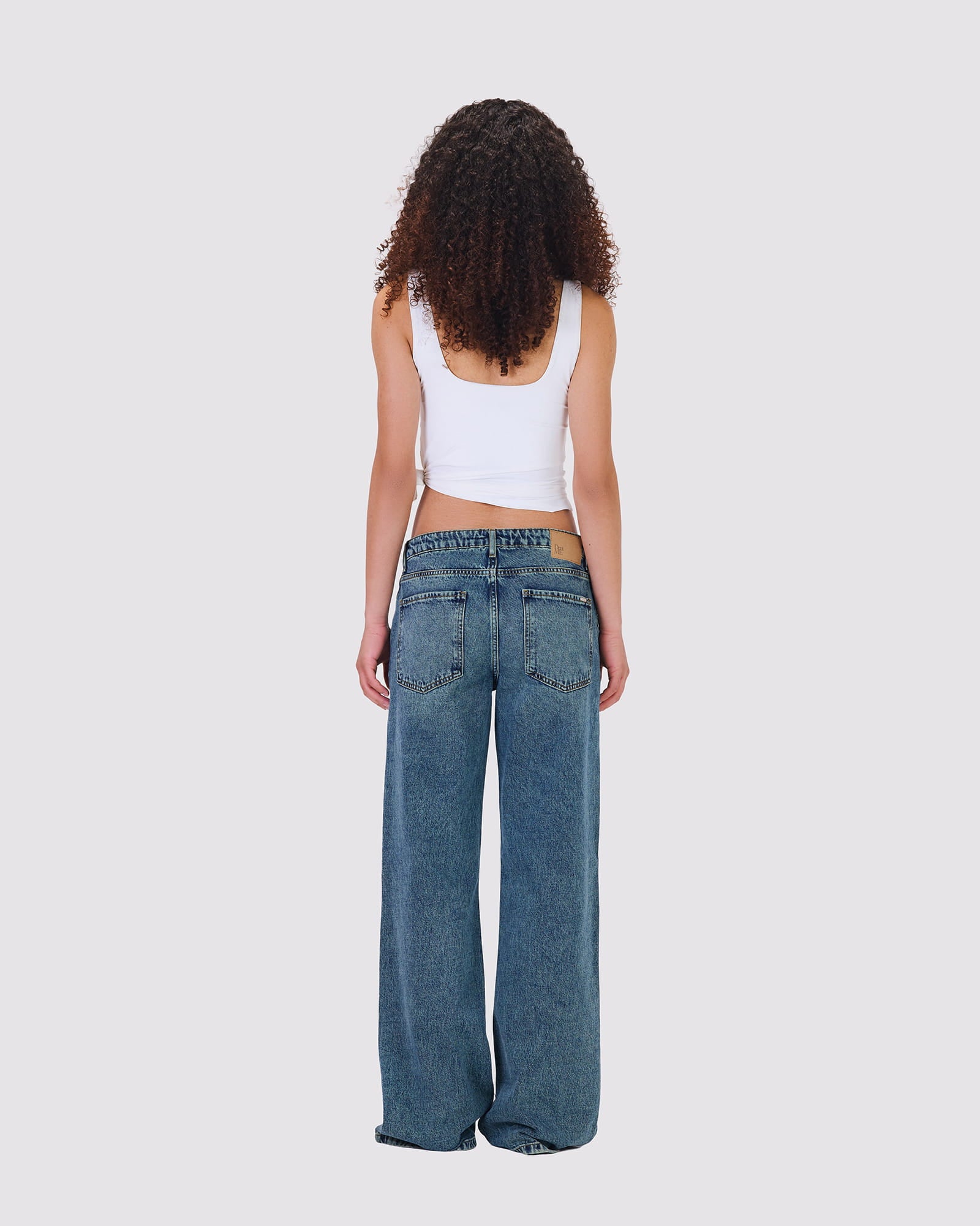 LUCIA - LOOSE DENIM - MID RISE - BAGGY FIT ODBE