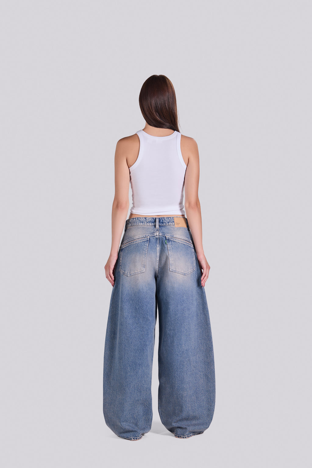 LORA DENIM PANTS ODOR