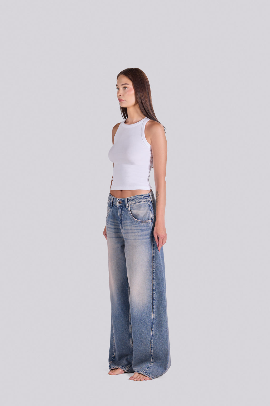 LORA DENIM PANTS ODOR