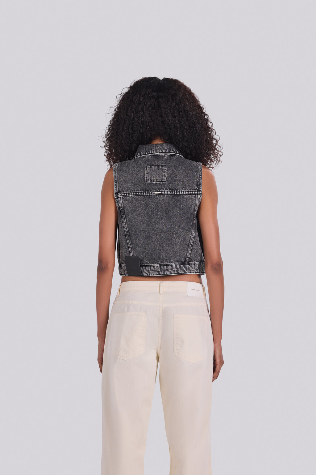 ROSE EMBROIDERED DENIM VEST DGR