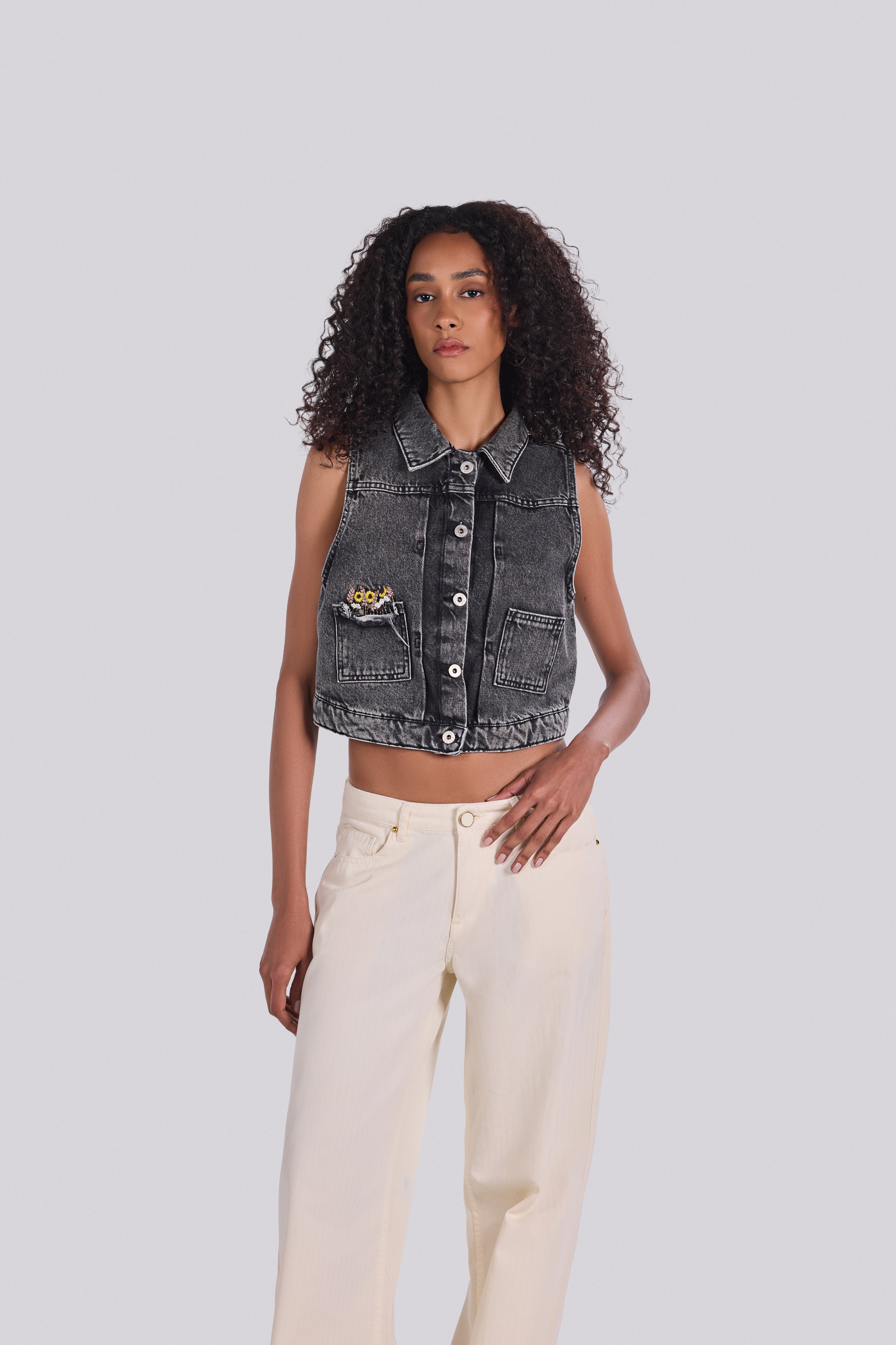ROSE EMBROIDERED DENIM VEST DGR