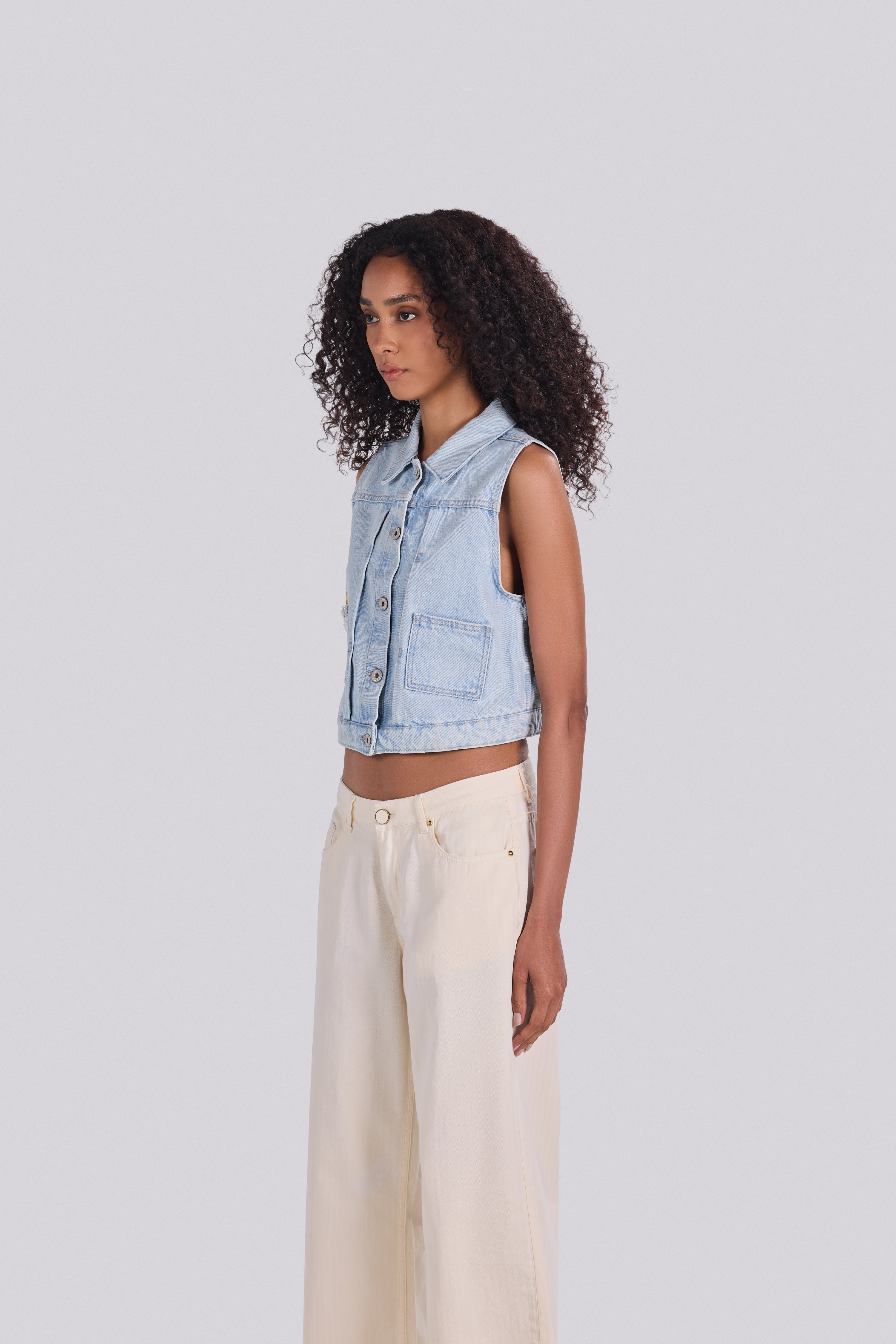 ROSE EMBROIDERED DENIM VEST D3